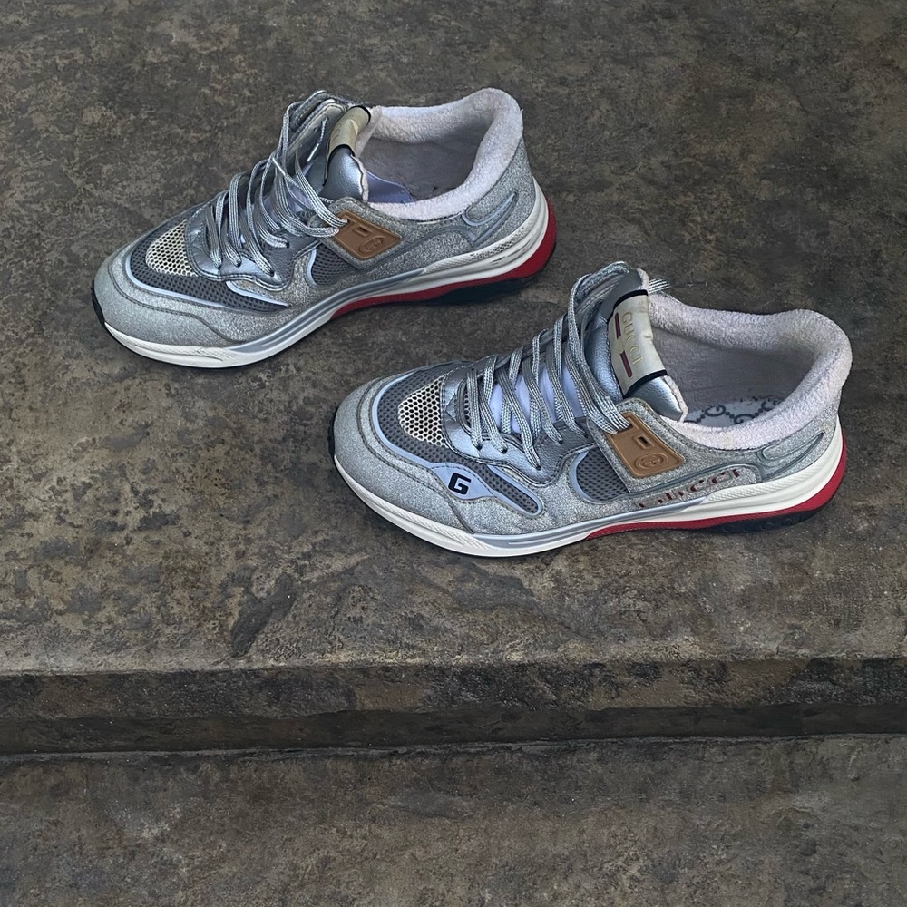 Gucci ultrapace size 9 mens used in good condition, sparkling